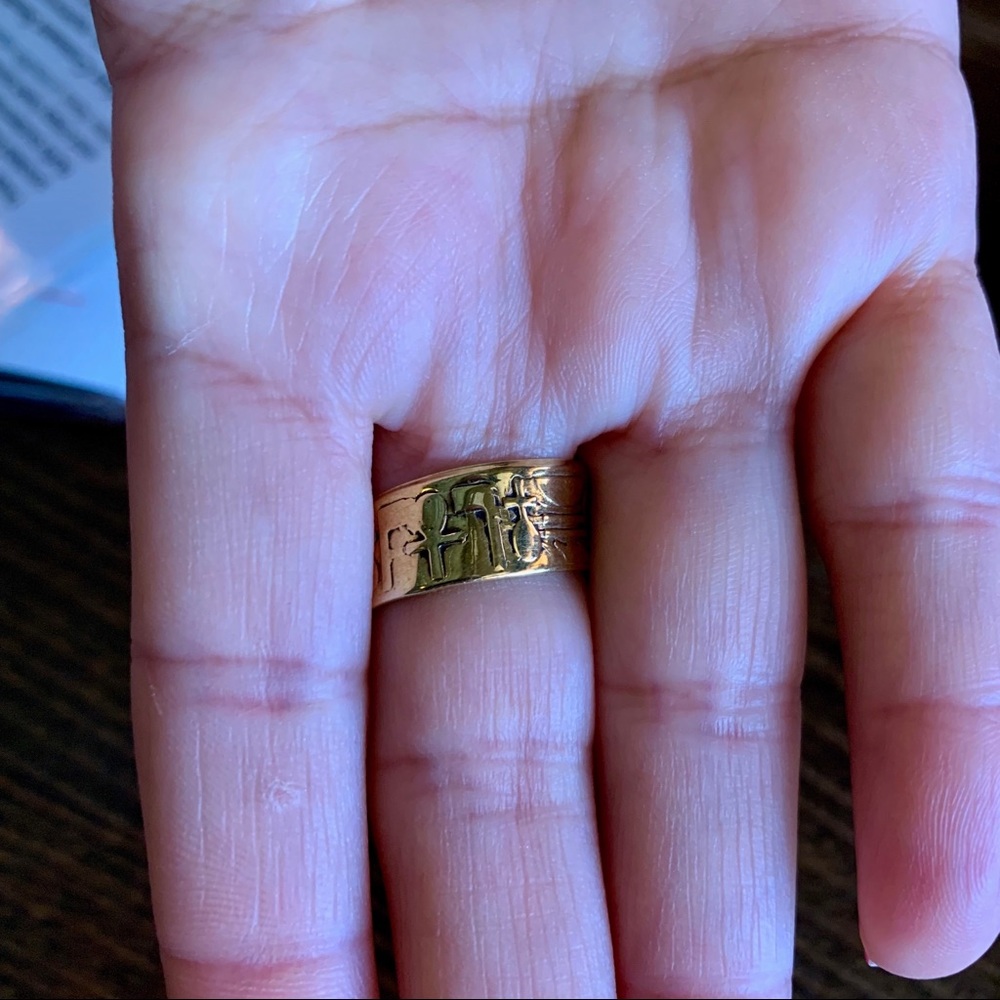 Gorgeous Ring - image 4